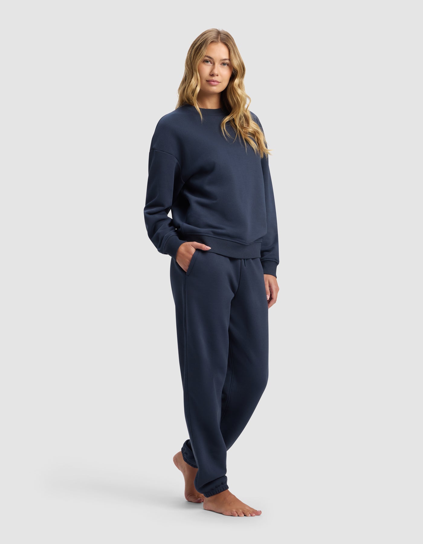 Alternative view of Women's Cityscape 2.0 Crewneck & Sweatpant Set