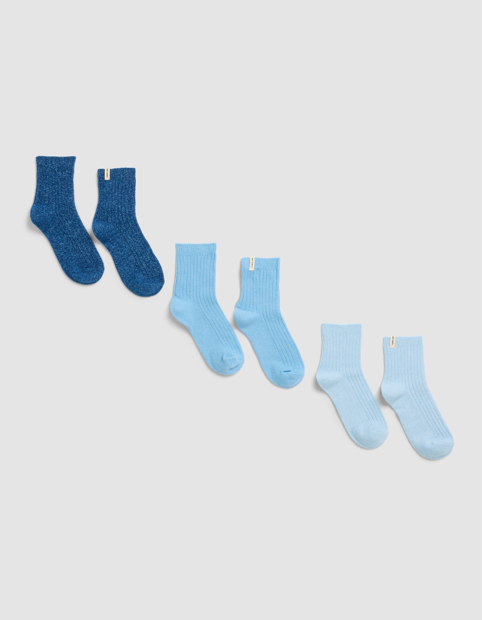 Women's Plush Lounge Quarter Sock 3-Pack - Image 3